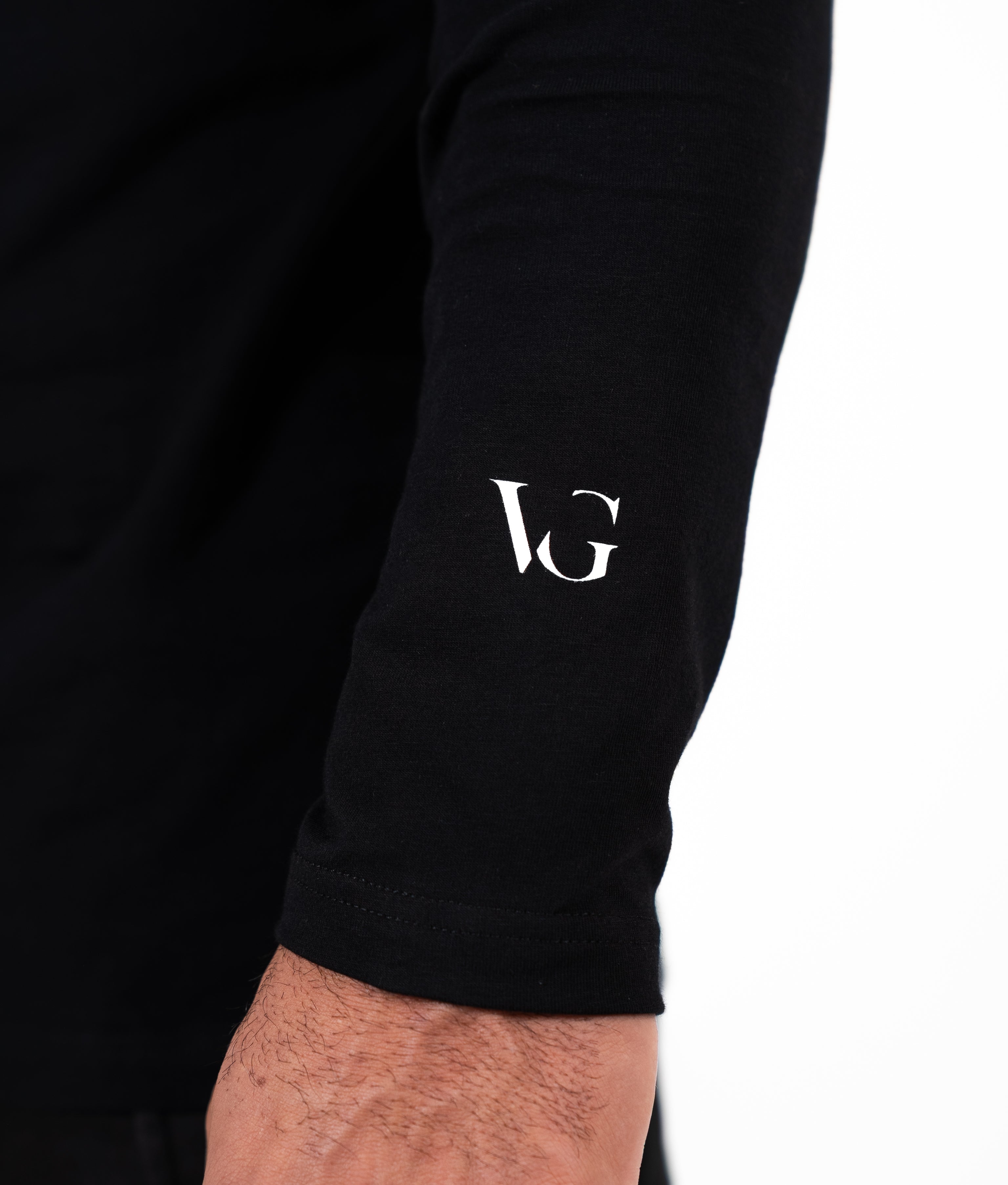 LONGSLEEVE-SHIRT CORE FORM BLACK