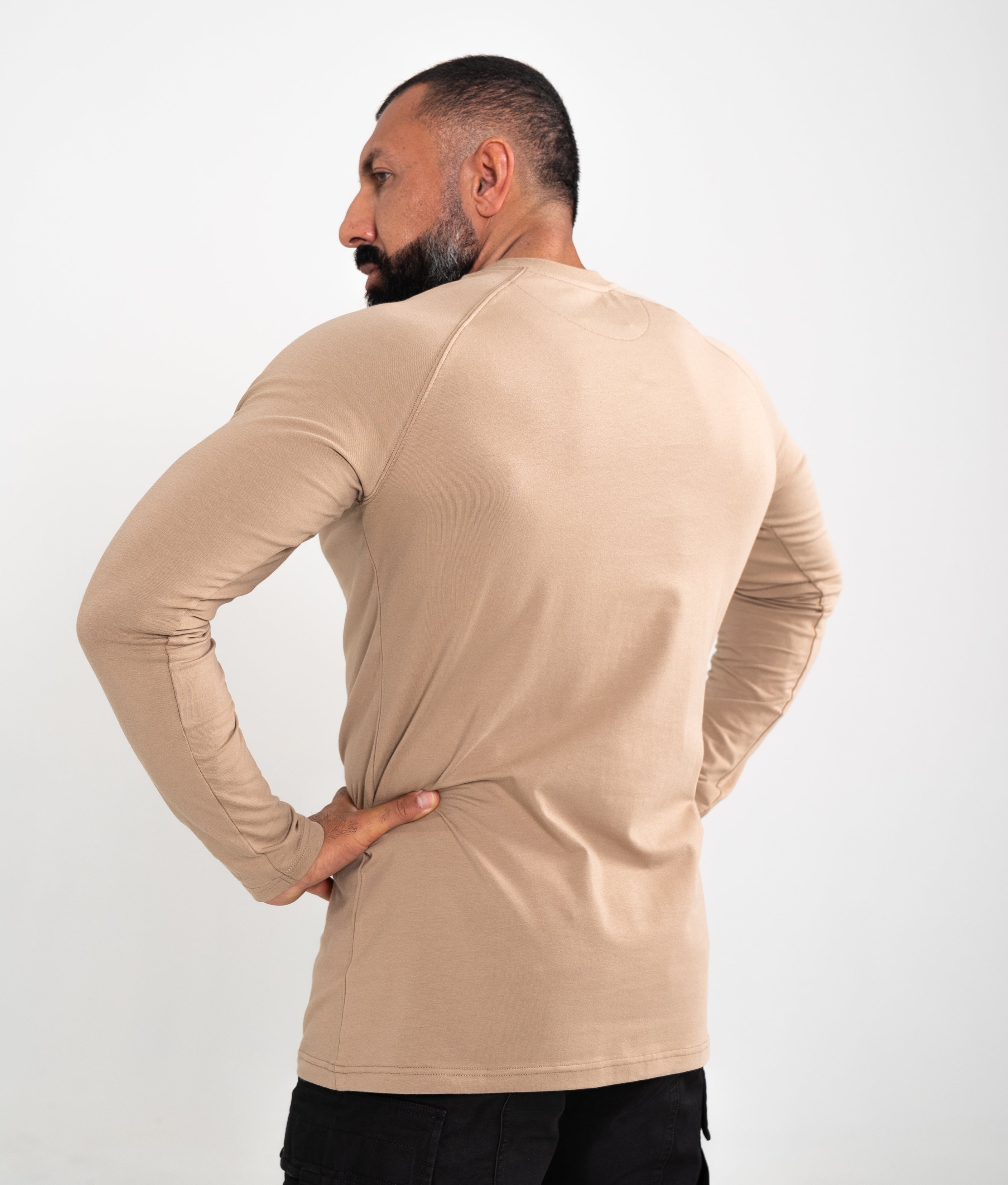 LONGSLEEVE-SHIRT CORE FORM BEIGE