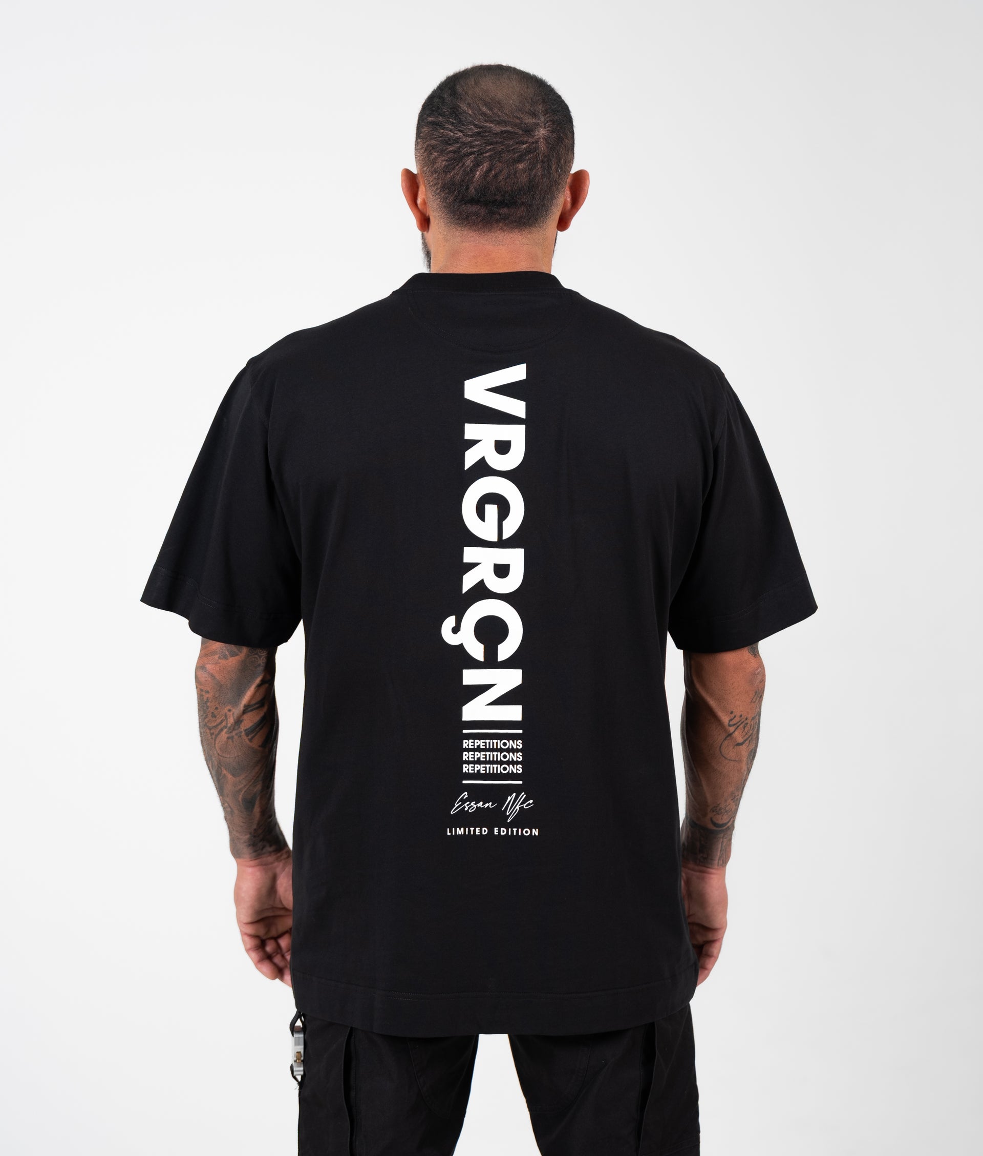 T-SHIRT PERSIST BLACK LIMITED EDITION