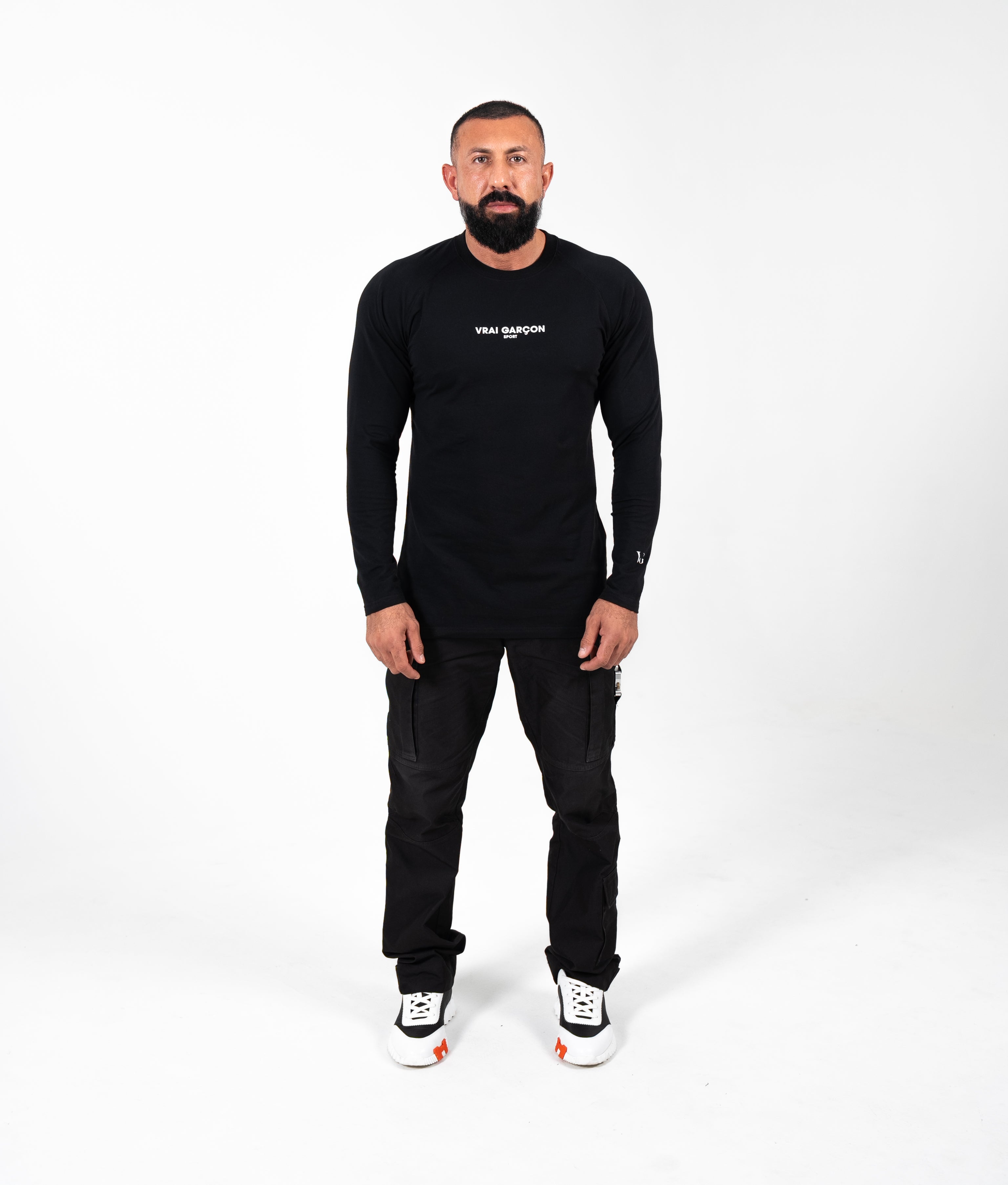 LONGSLEEVE-SHIRT CORE FORM BLACK