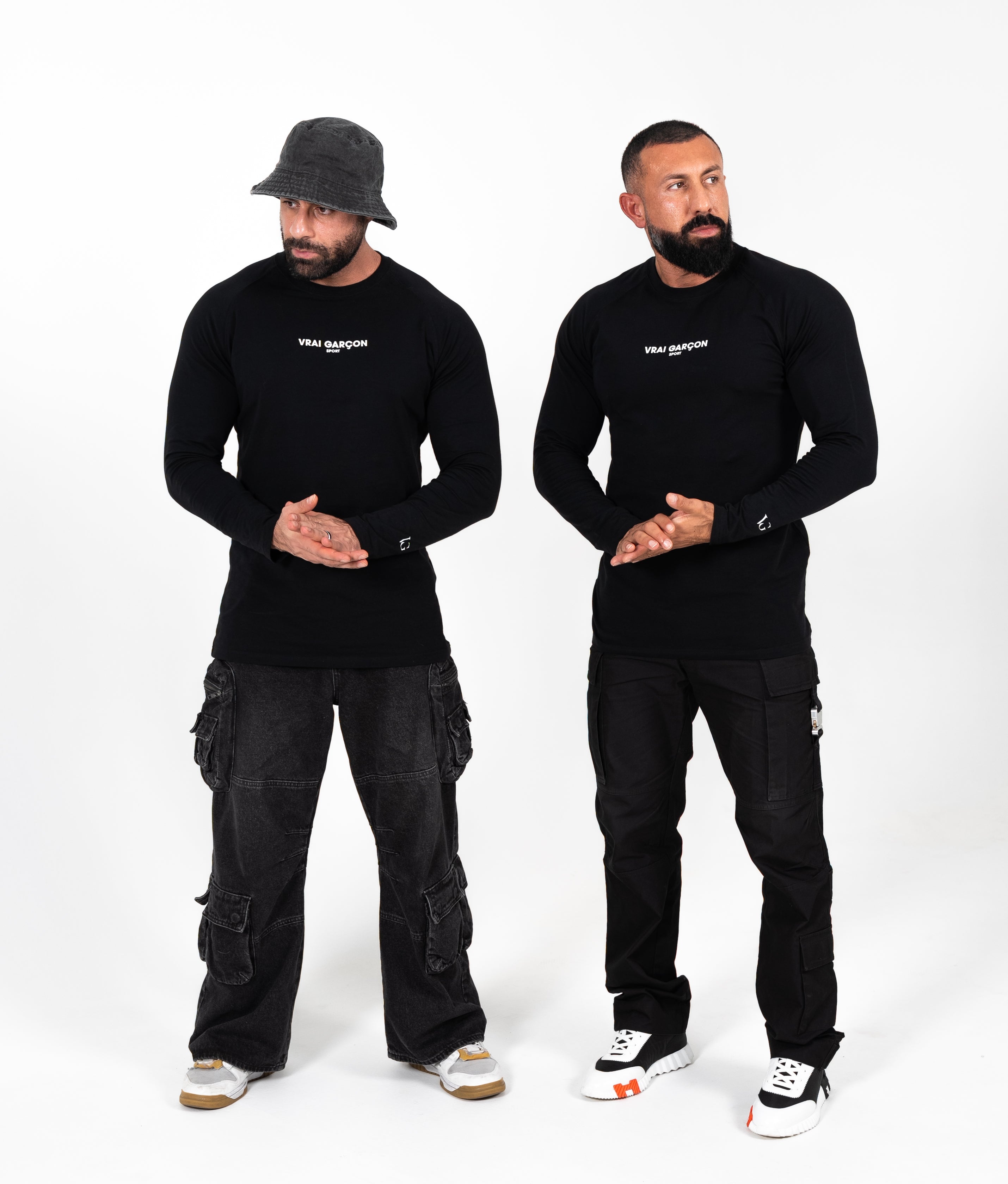 LONGSLEEVE-SHIRT CORE FORM BLACK